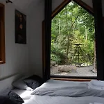 Dragon Glamping * Luže