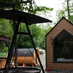 Οργανωμένο κάμπινγκ Dragon Glamping *
