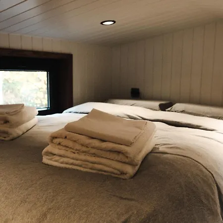 Роскошный шатер Dragon Glamping *