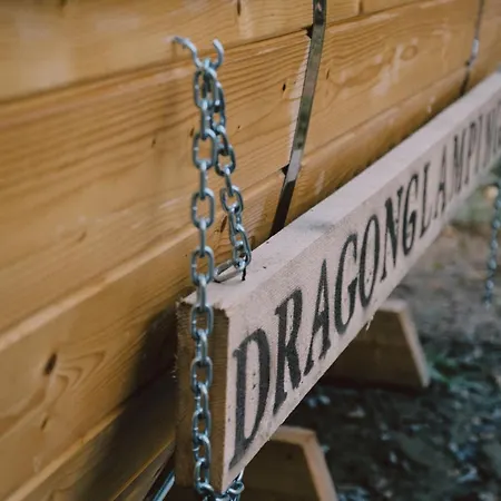 Роскошный шатер Dragon Glamping *
