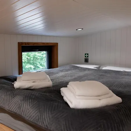 Dragon Glamping * Luže