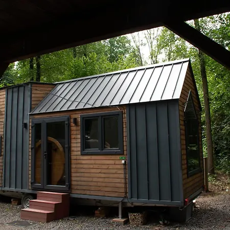 Dragon Glamping *