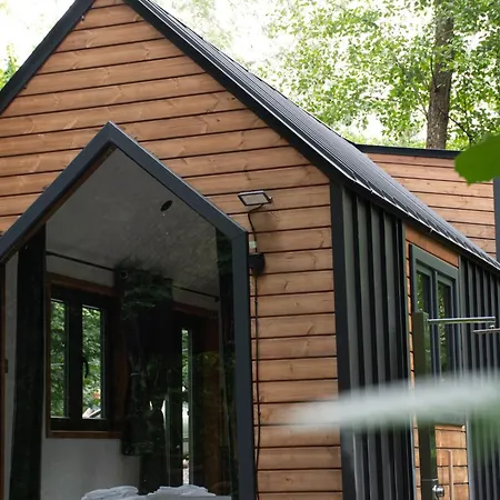 Dragon Glamping * Luže
