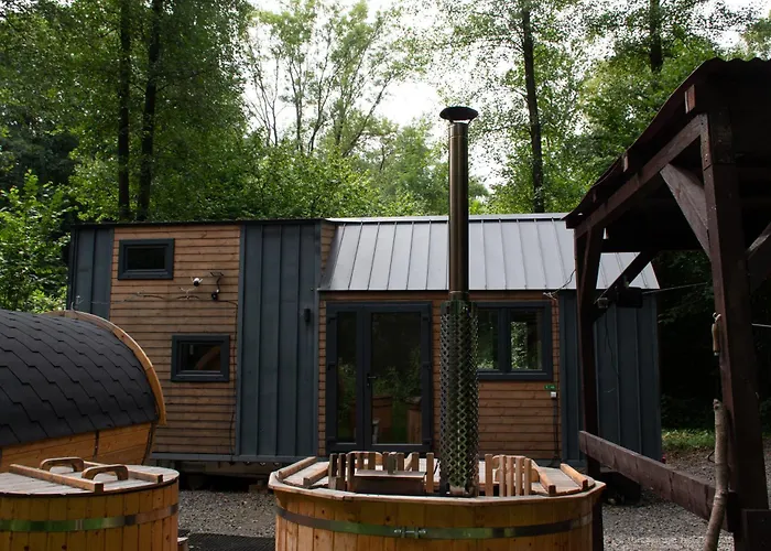 Dragon Glamping *